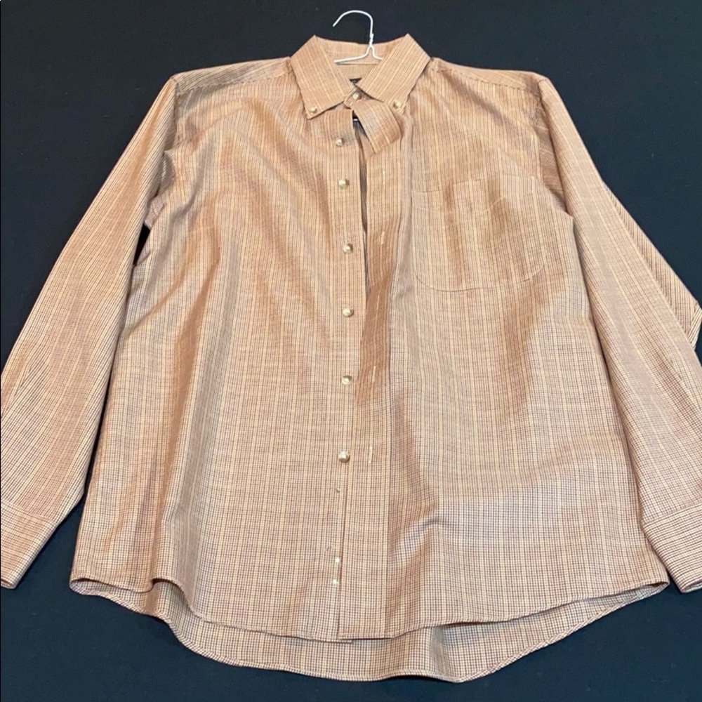 Long sleeved collared shirt